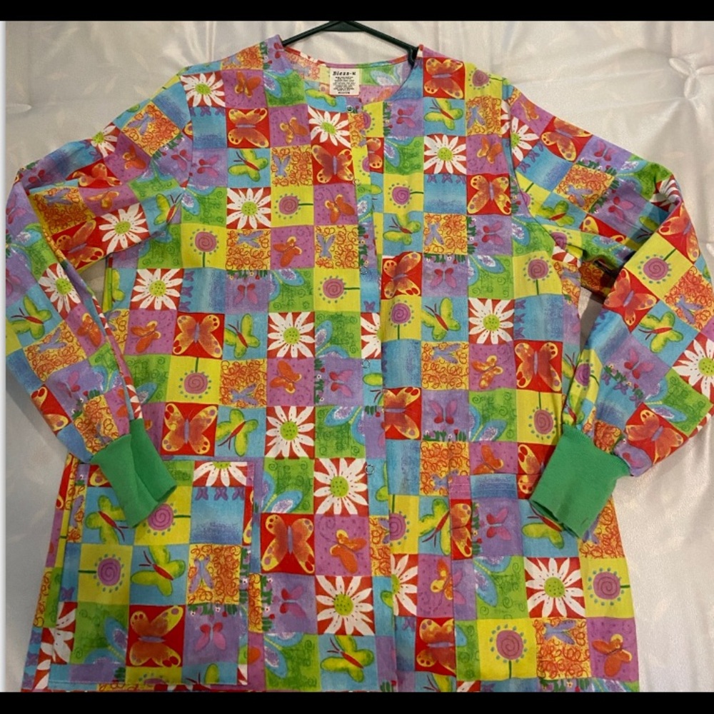 Womens Scrub Jacket Size M  Multi Color Floral